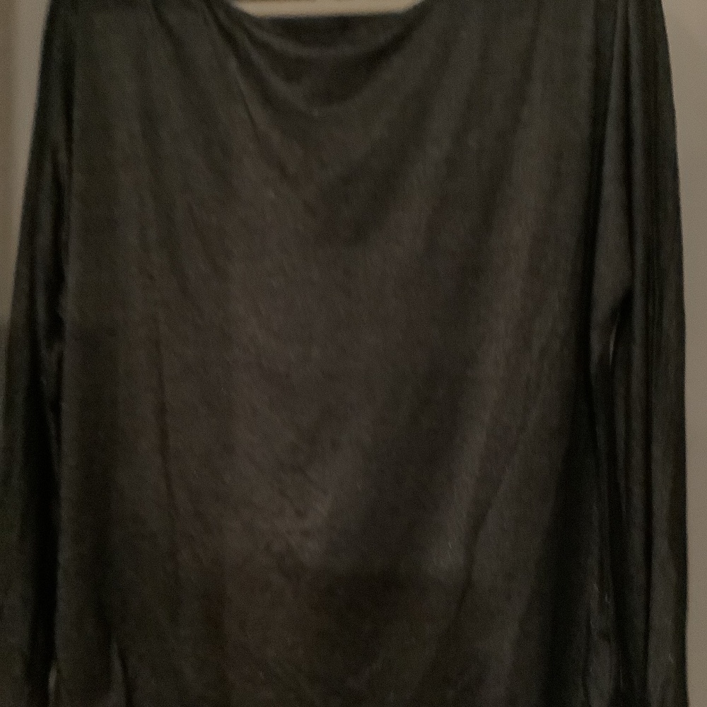 Old Navy Silver and Black Dolman Sleeve T